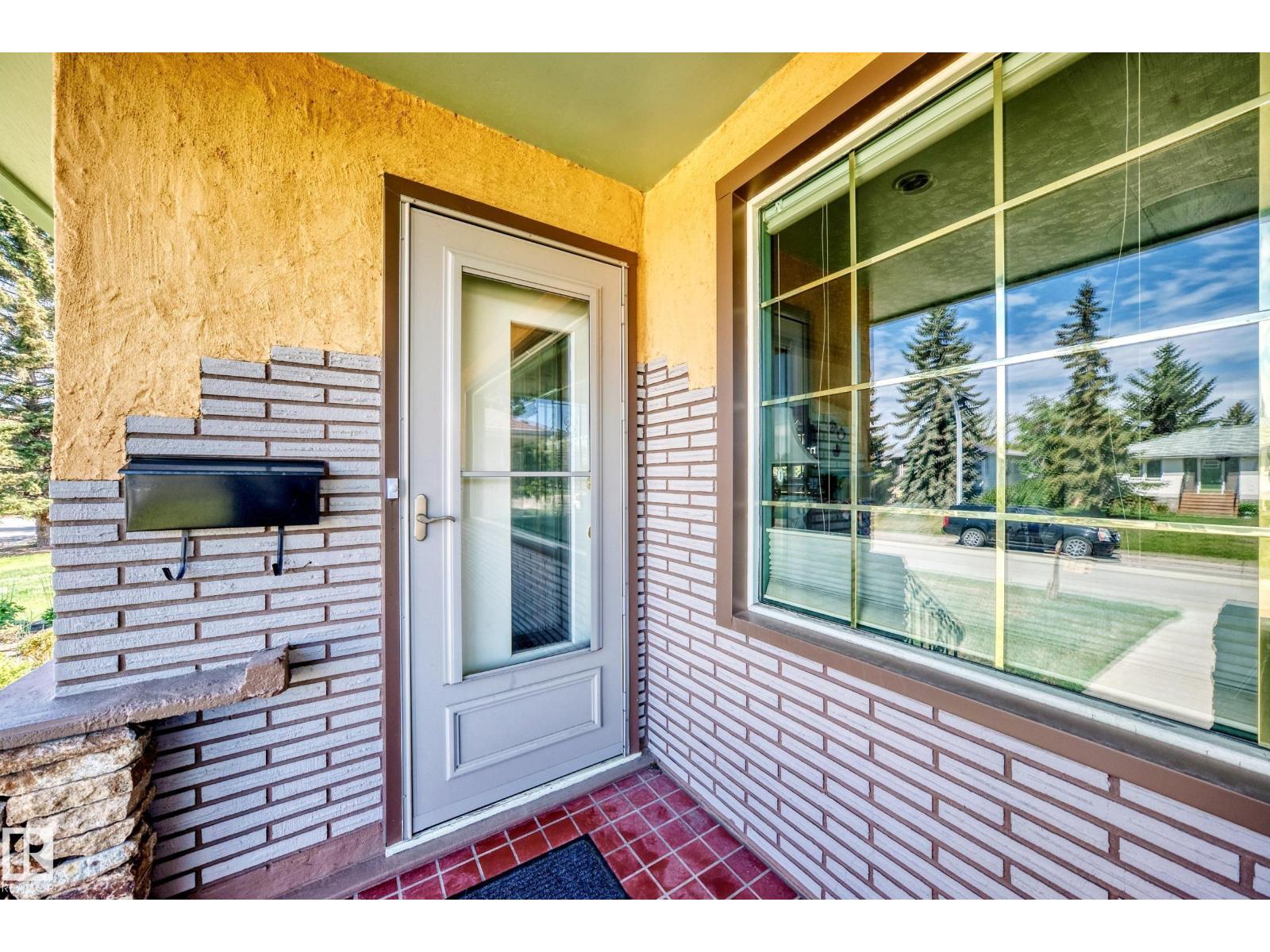Additional image 4 of 11309 115 Street NW, Edmonton, AB, T5G2V5