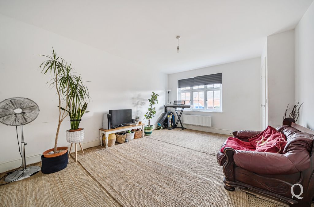 Additional image 2 of 3 bed end terrace house for saleParrett Avenue, Sittingbourne, Kent ME10