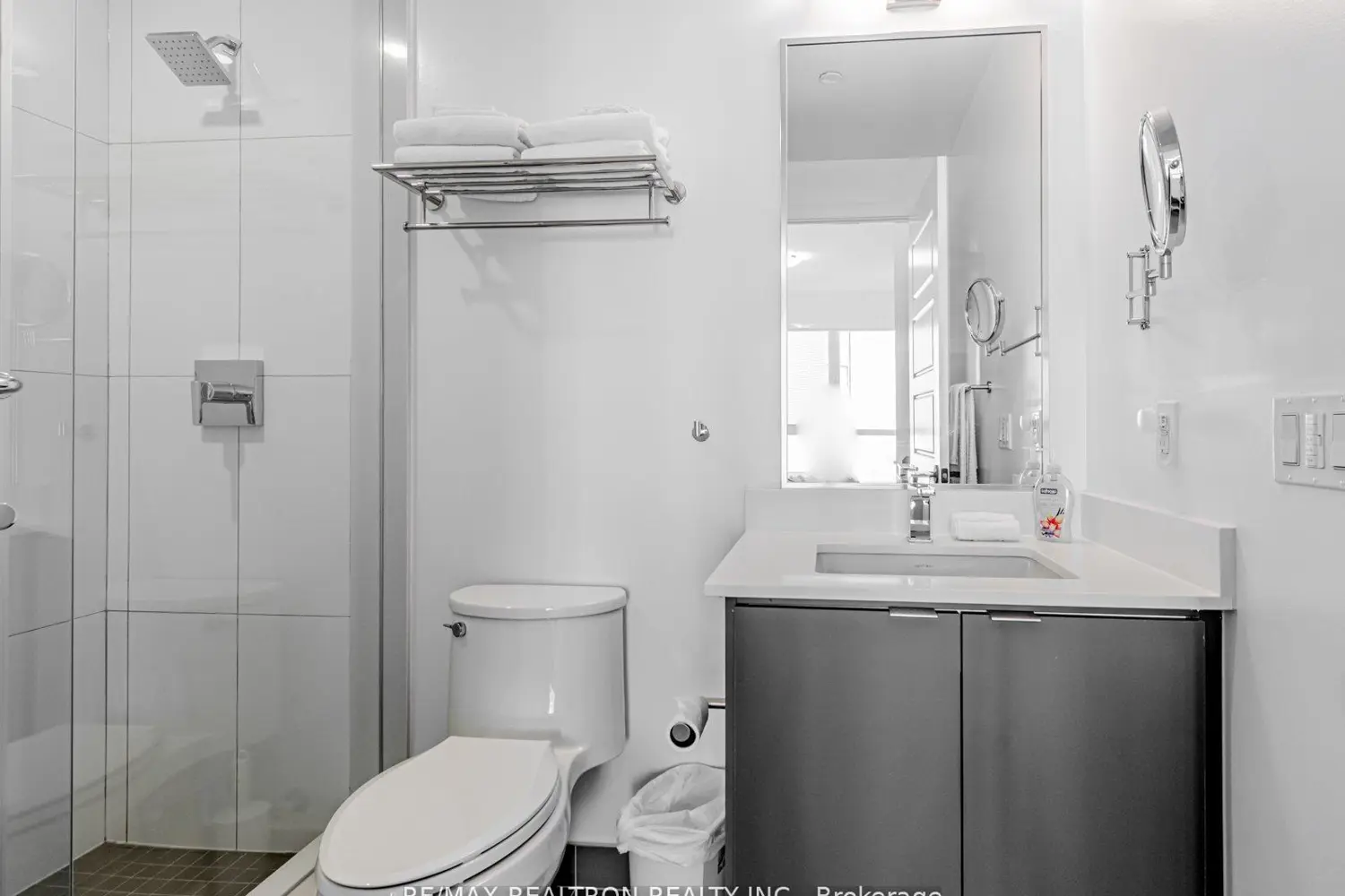 Additional image 14 of 415 Sea Ray Avenue 354
