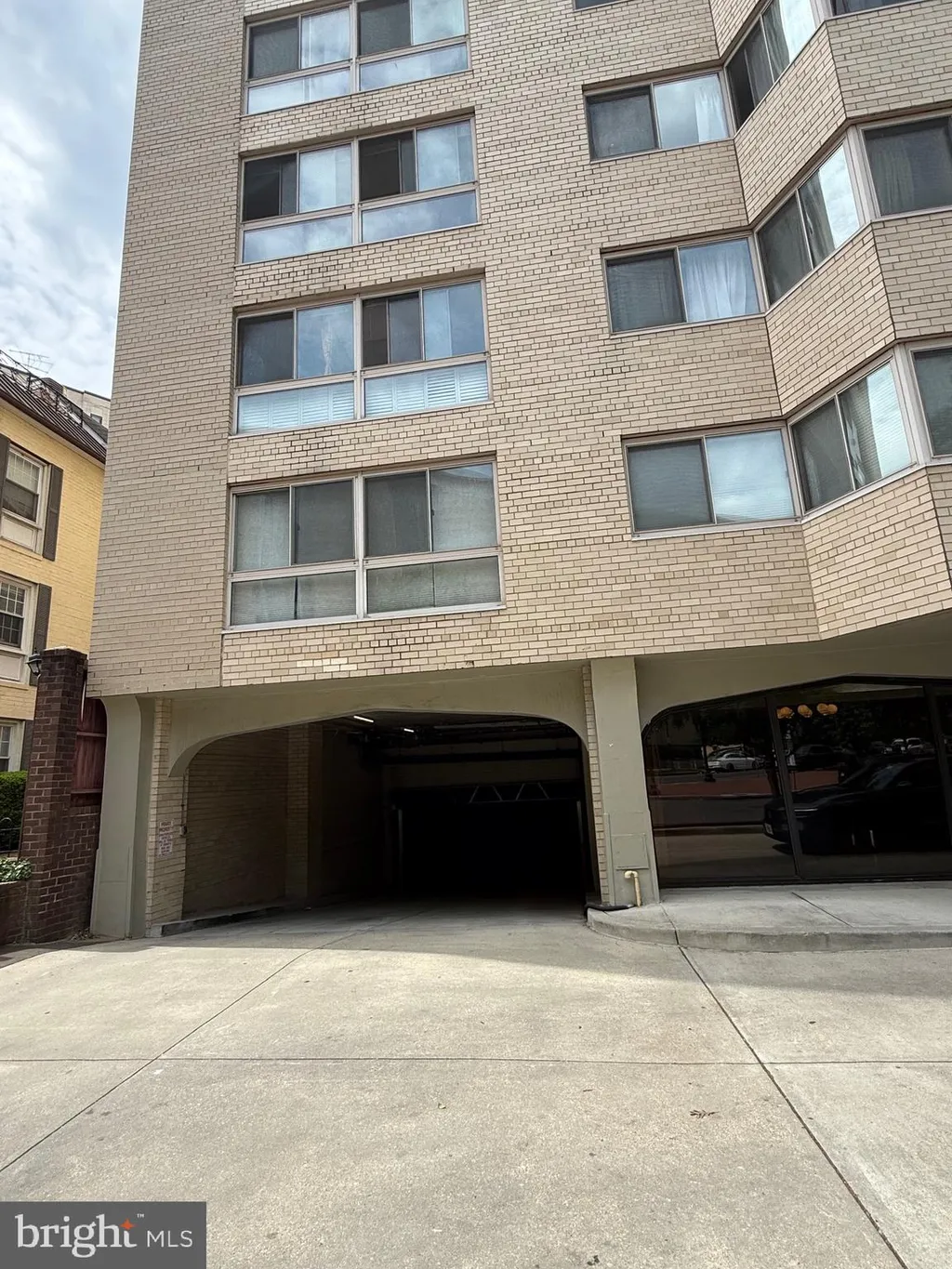 Additional image 87 of 922 24th Street NW Unit 412, Washington, DC 20037