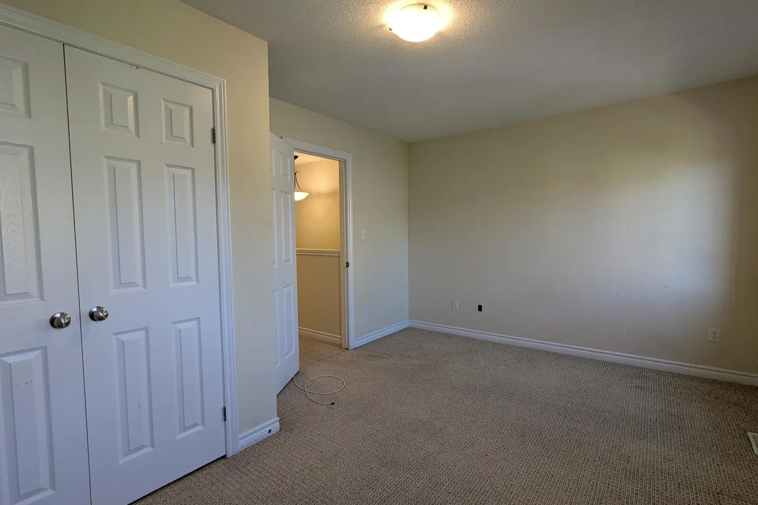 Additional image 6 of 931 Glasgow Street 27B