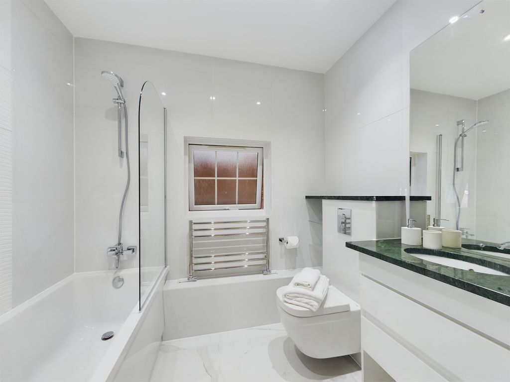 Additional image 8 of 2 bed maisonette for saleHills Place, Horsham RH12
