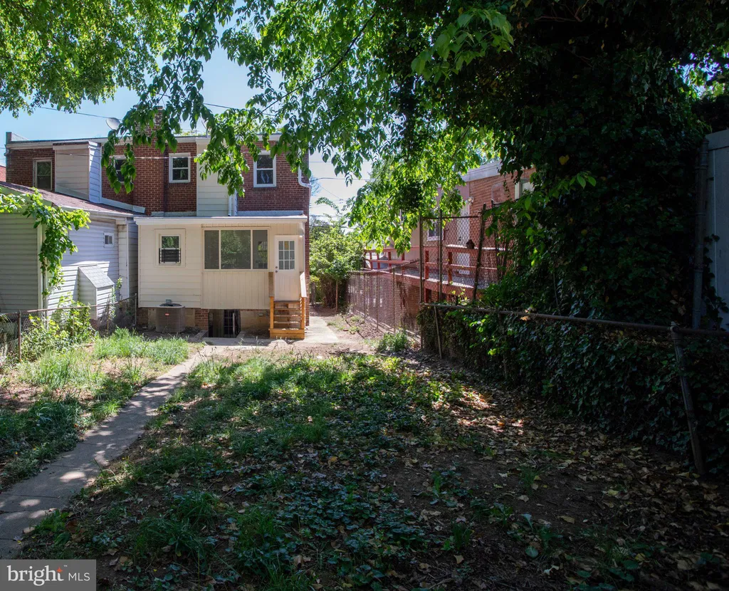 104 53rd Street NE, Washington, DC 20019