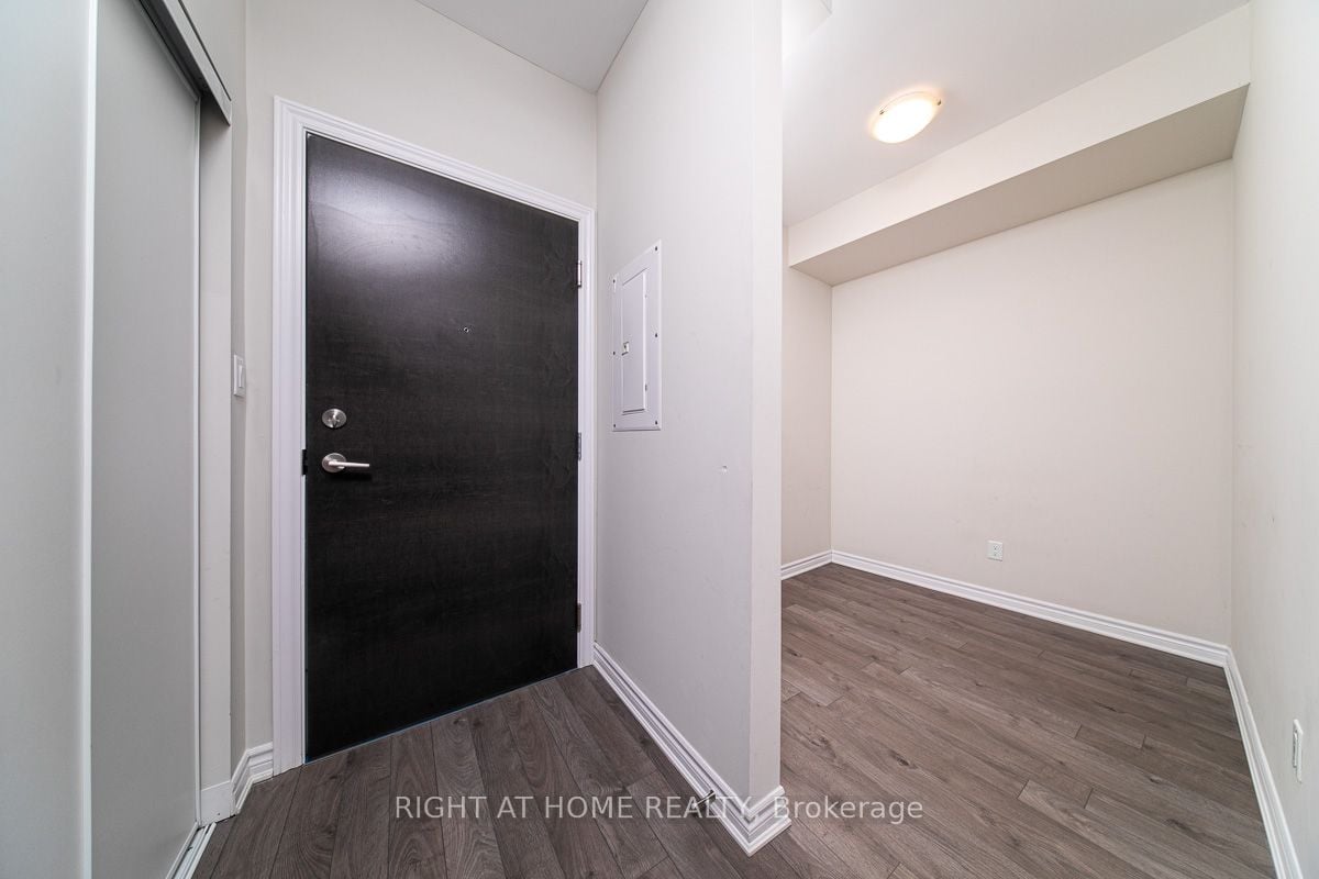 Additional image 4 of 204-150 Oak Park Boulevard, Oakville, ON, L6H 0E7