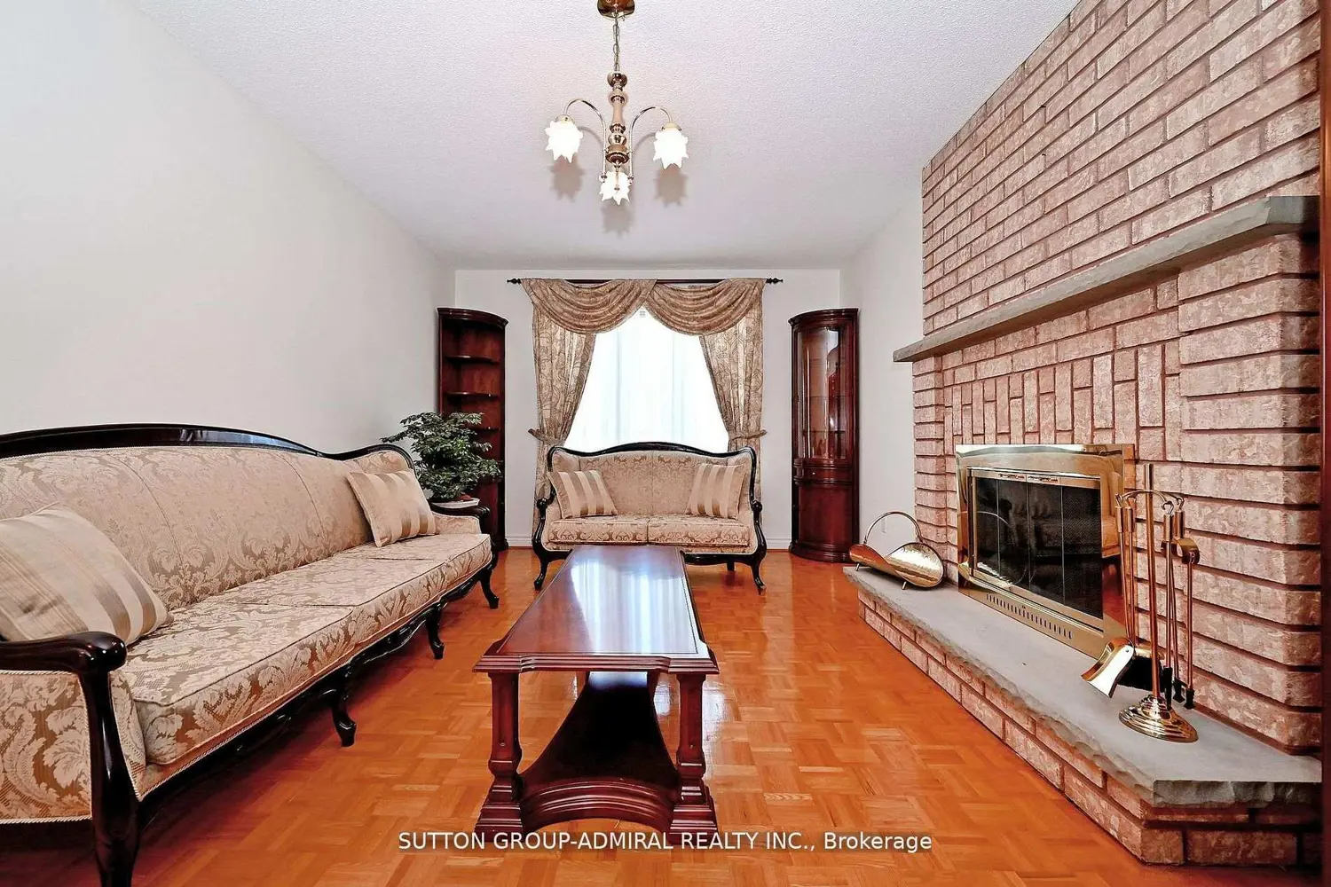 Additional image 12 of 45 Royal Garden Boulevard