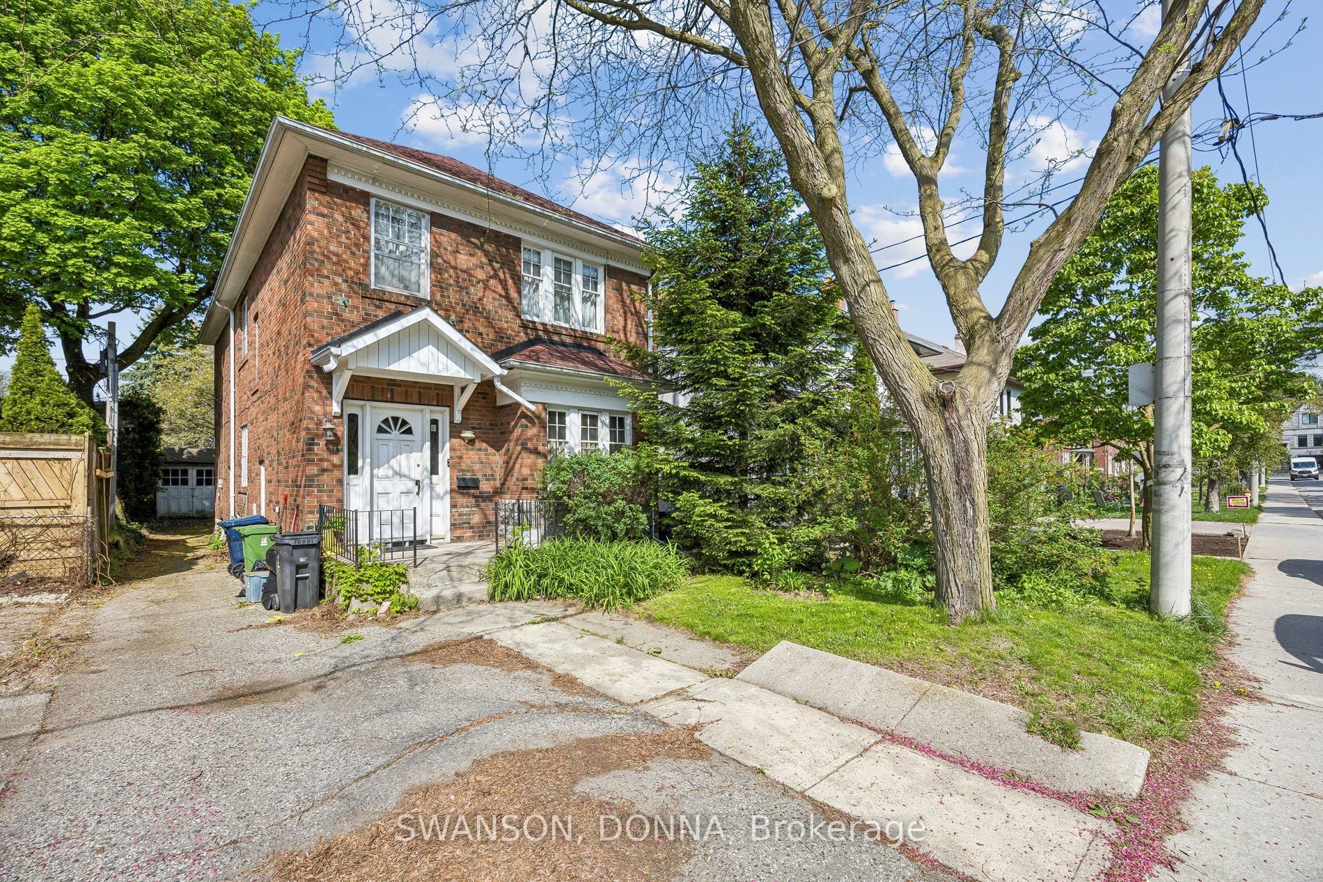 Additional image 2 of 4 Preston Place, Toronto, ON, M4N 2S9