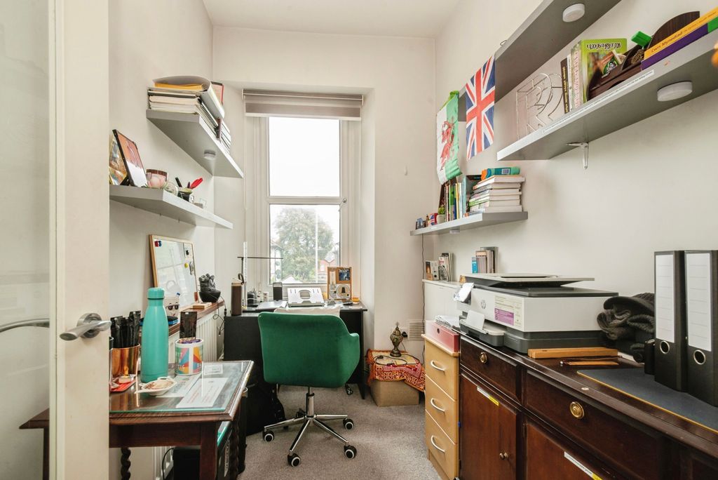 Additional image 4 of 3 bed flat for saleCaerau Road, Newport NP20