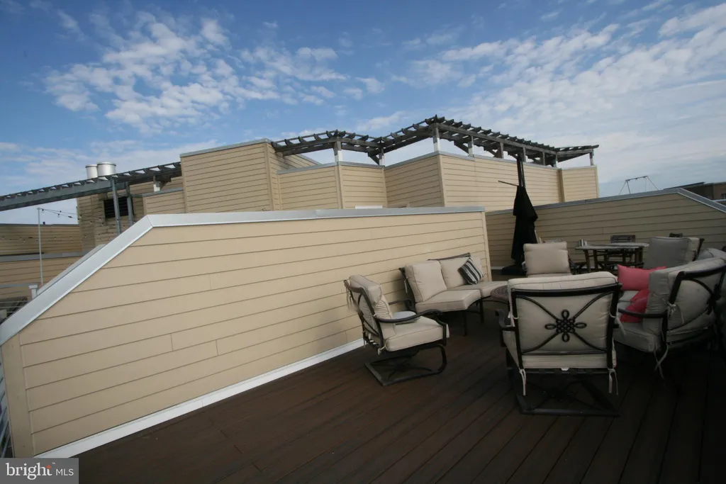 Additional image 35 of 2550 17th Street NW Unit 612, Washington, DC 20009