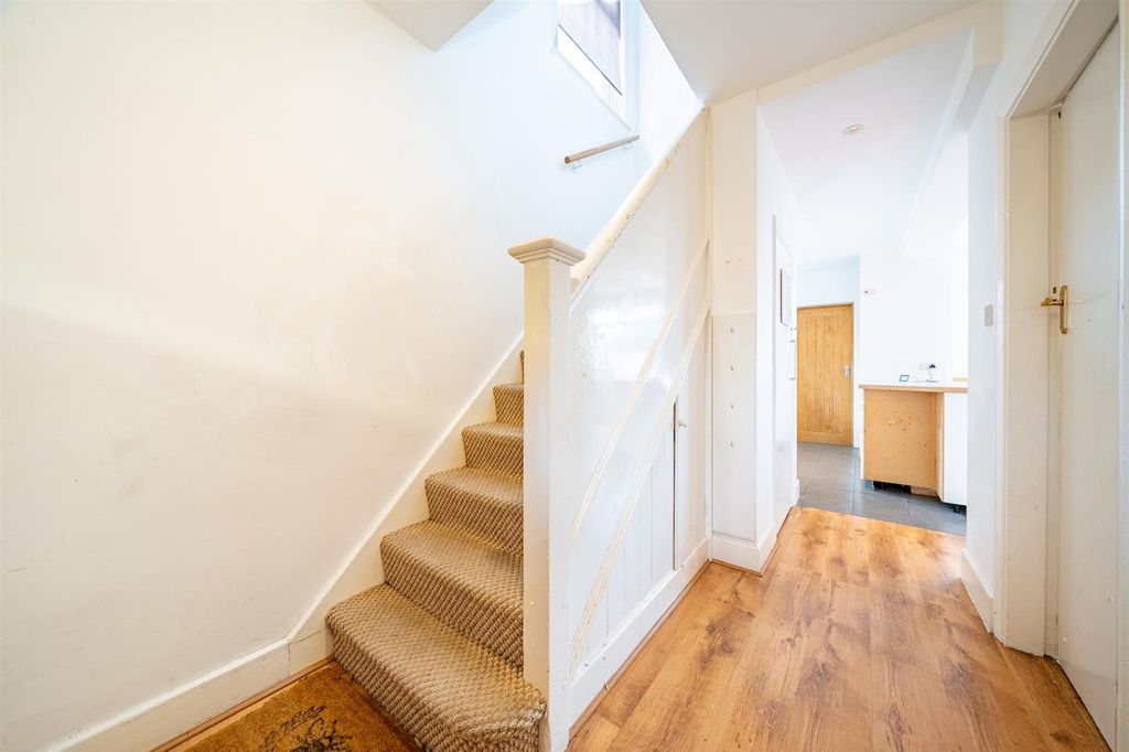 Additional image 2 of 3 bed semi-detached house for saleCarlyle Road, West Bridgford NG2