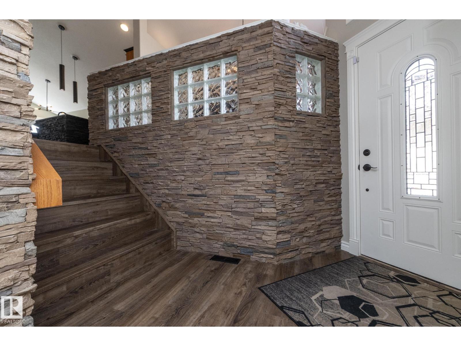 Additional image 5 of 10416 148 Street NW, Edmonton, AB, T5N3G8
