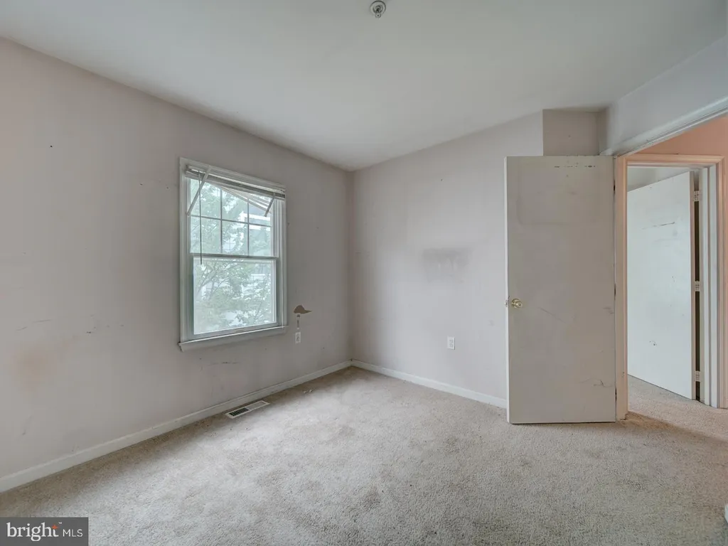 Additional image 36 of 881-A Barnaby Street SE, Washington, DC 20032