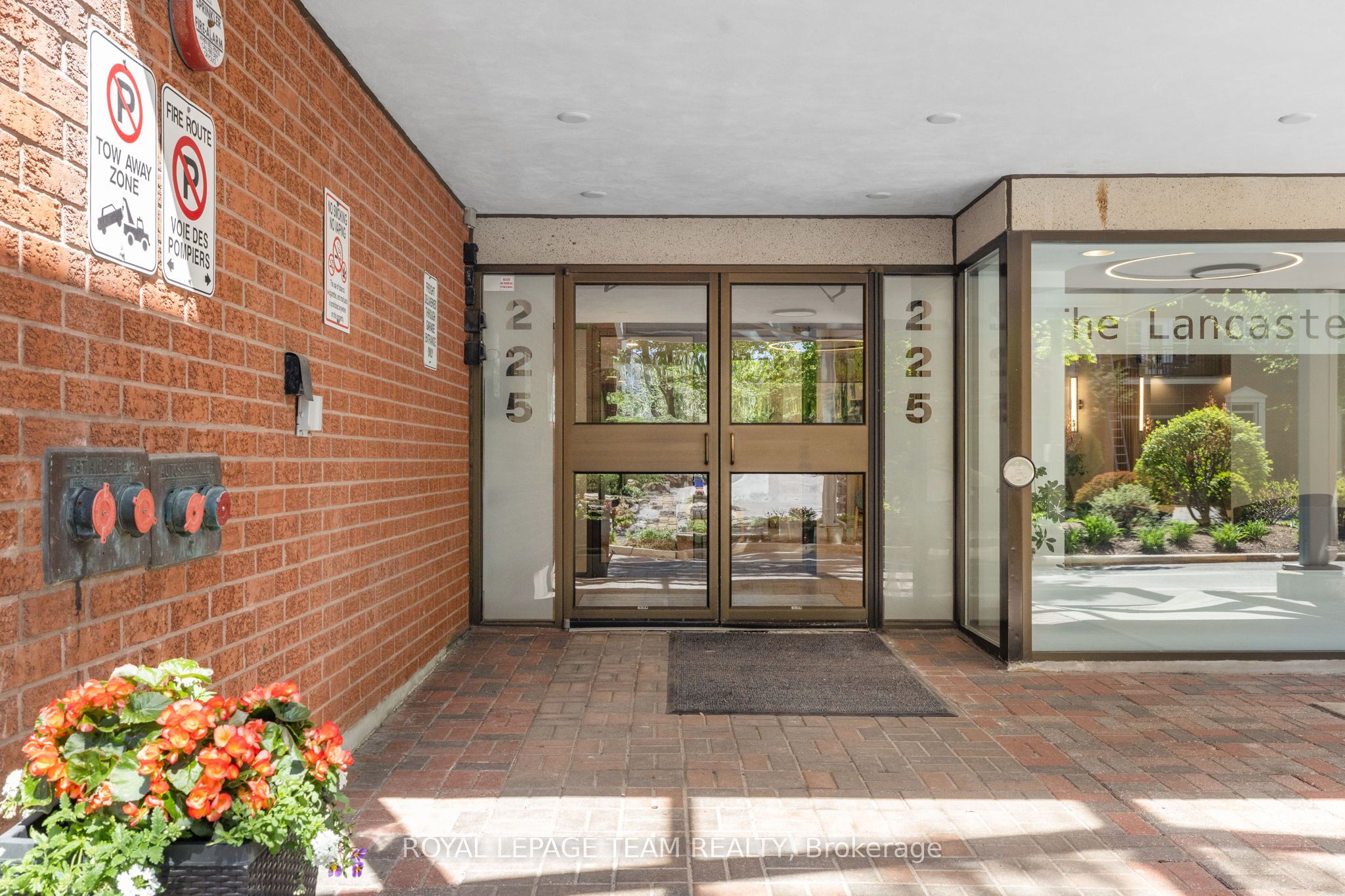 Additional image 3 of 301-225 Alvin Road, Ottawa, ON, K1K 4H6