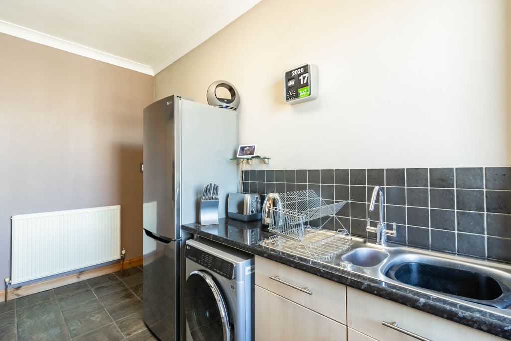 Additional image 8 of 3 bed flat for saleCastle Street, Montrose DD10