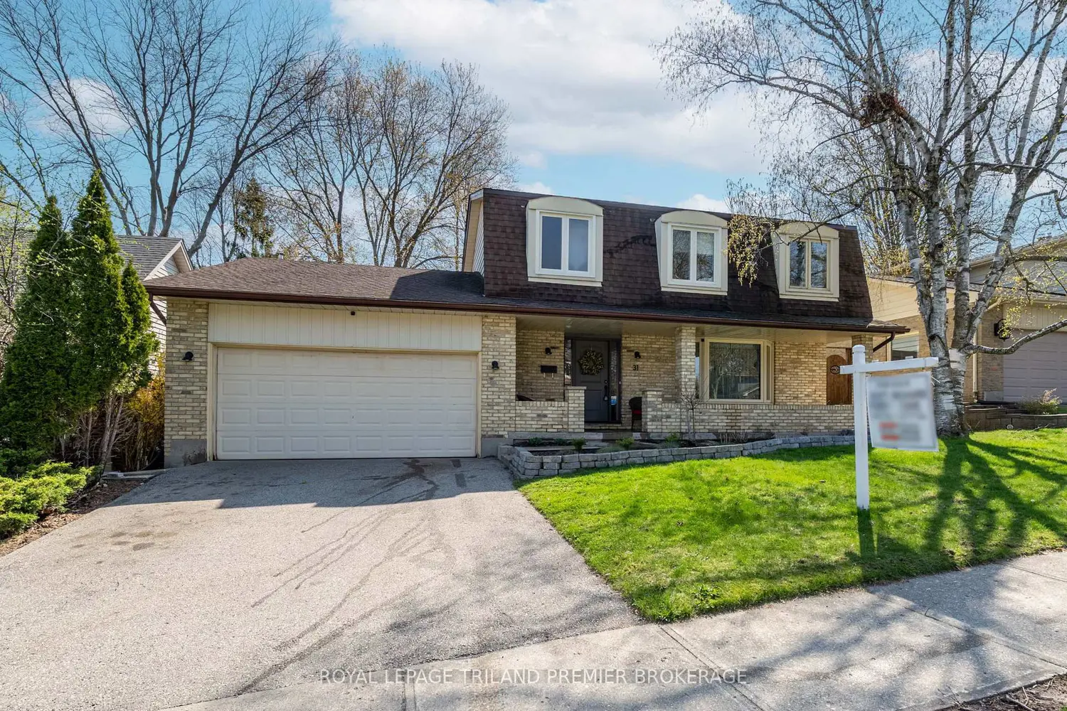 31 Foxcroft Crescent