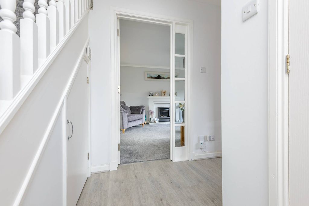 Additional image 19 of 3 bed detached house for sale65 Carnbee Park, Liberton, Edinburgh EH16