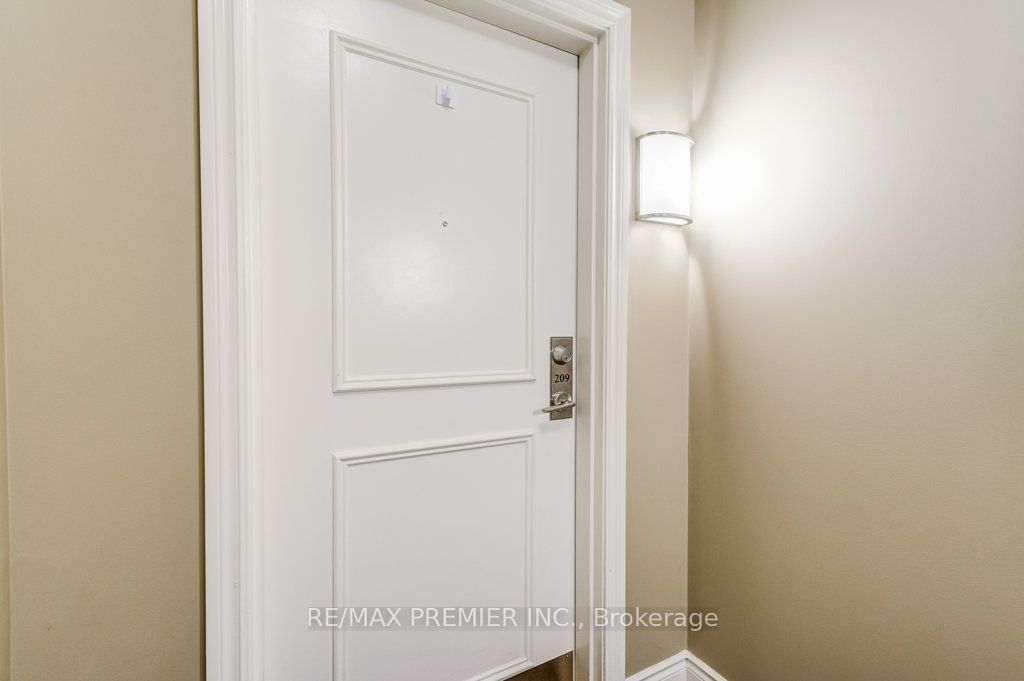 Additional image 2 of 209-10211 Keele Street, Vaughan, ON, L6A 4R7