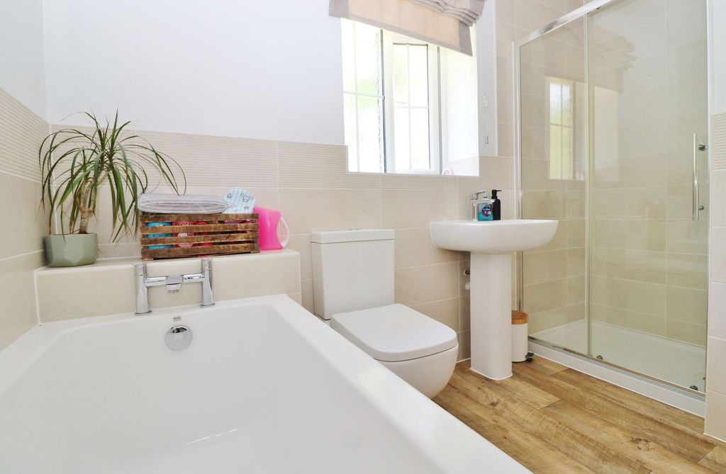 Additional image 20 of 5 bed detached house for saleMaidman Place, Hedge End SO30
