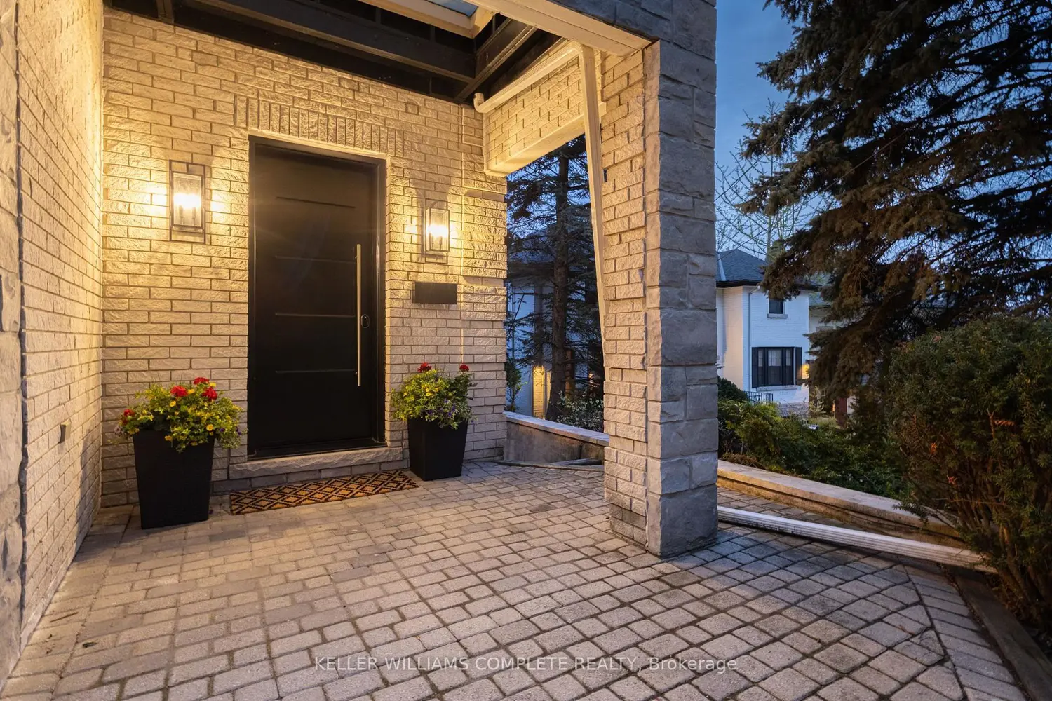 28 Undercliffe Avenue