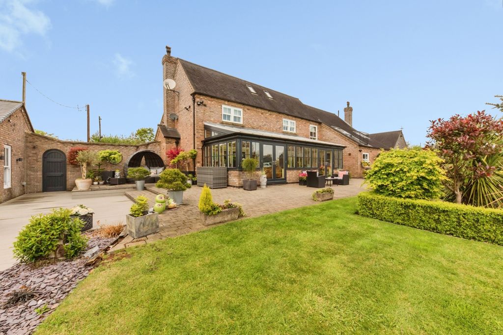 Additional image 4 of 5 bed barn conversion for saleSummer Hill, Milwich, Stafford, Staffordshire ST18