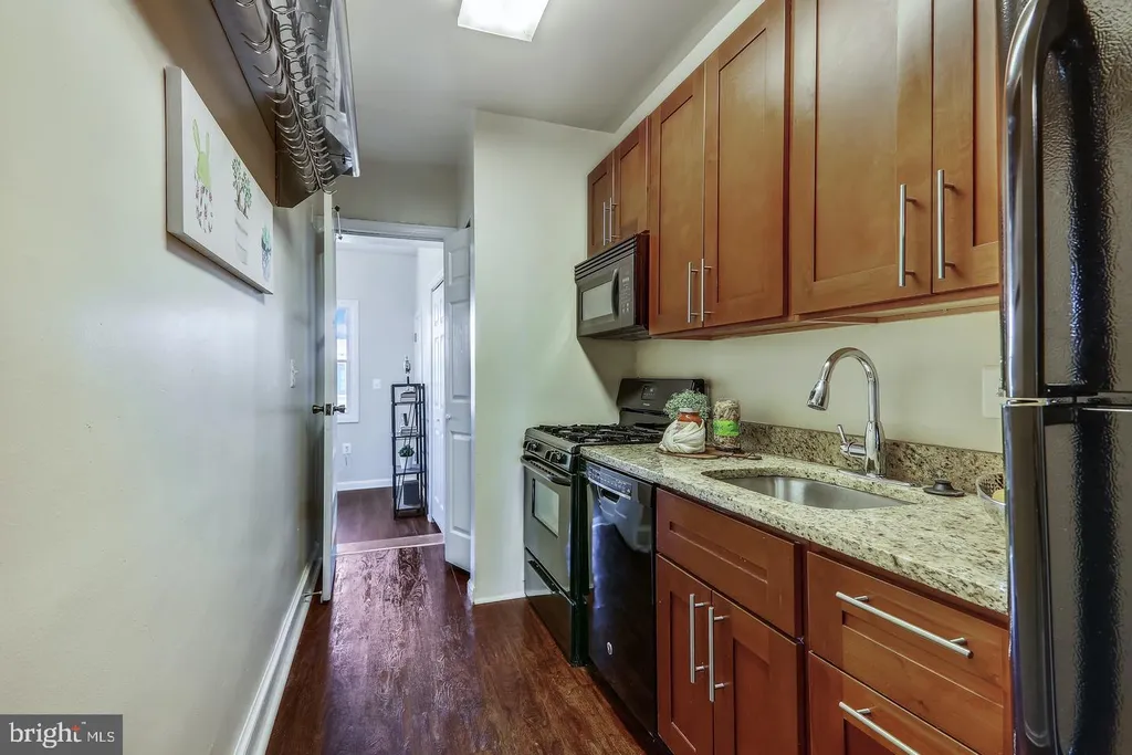 Additional image 5 of 3915 9th Street NE Unit 3, Washington, DC 20017