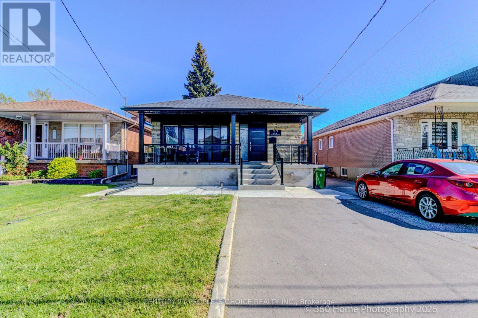 LOWER - 37 BENTWORTH AVENUE