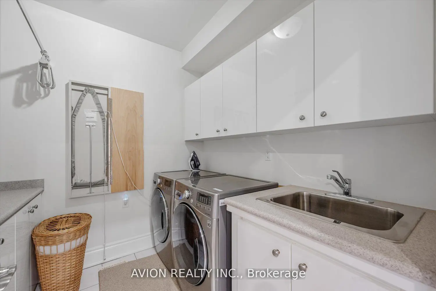 Additional image 11 of 37 Frybrook Crescent