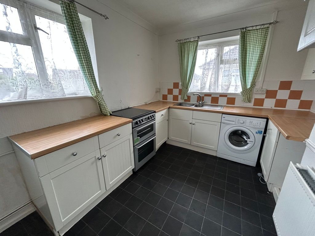 Additional image 4 of 2 bed flat for saleBurke Avenue, Port Talbot SA12