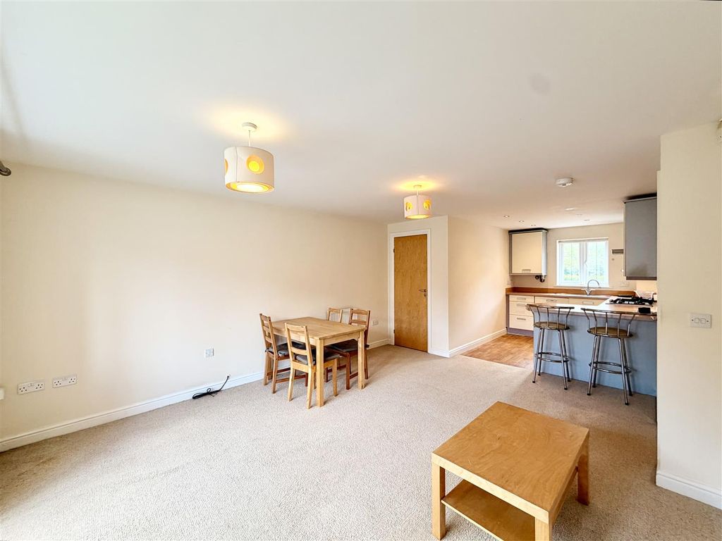 Additional image 7 of 2 bed flat for saleHighland Drive, Loughborough LE11