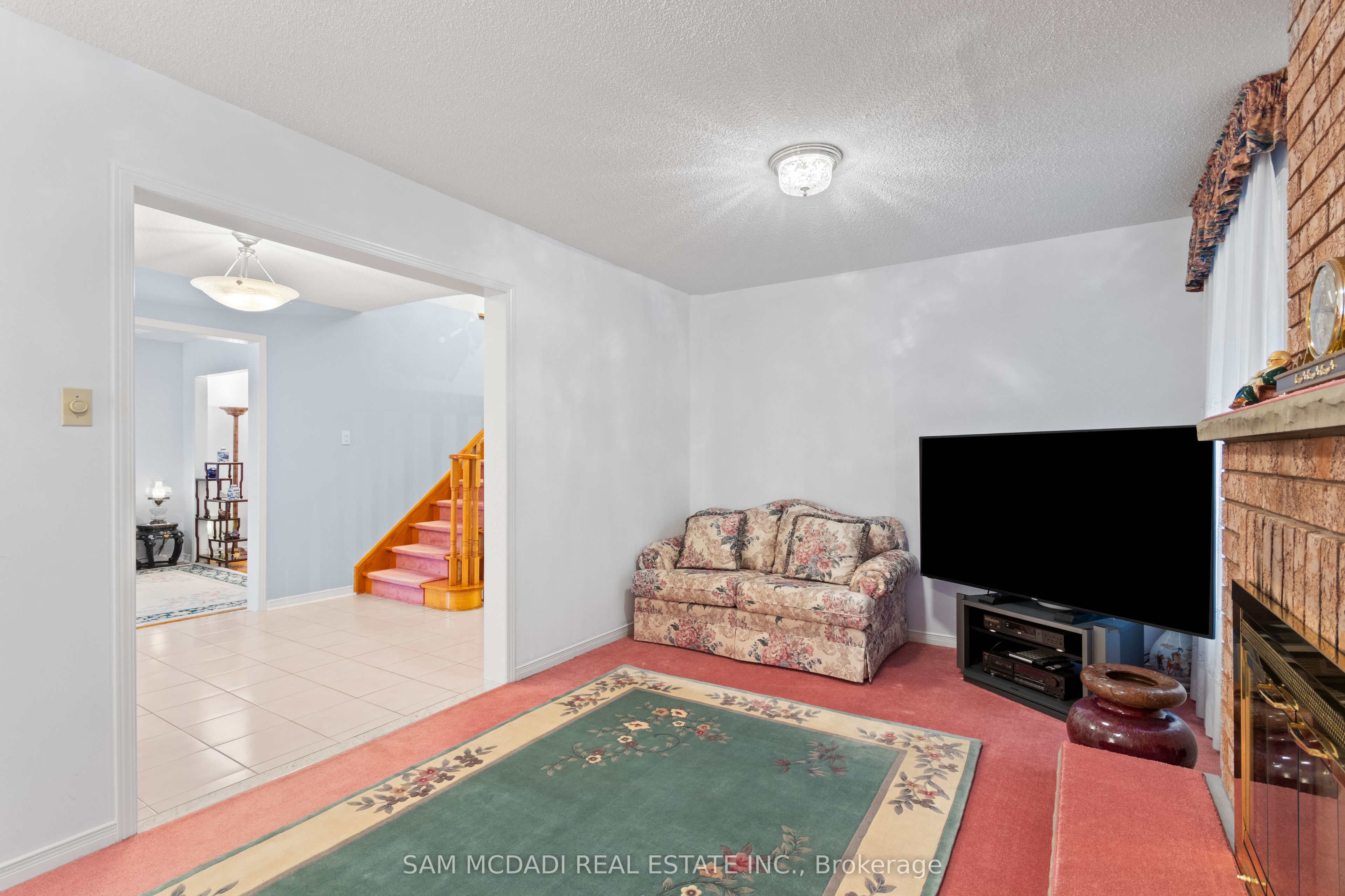 Additional image 3 of 4461 Gladebrook Crescent, Mississauga, ON, L5V 1E4