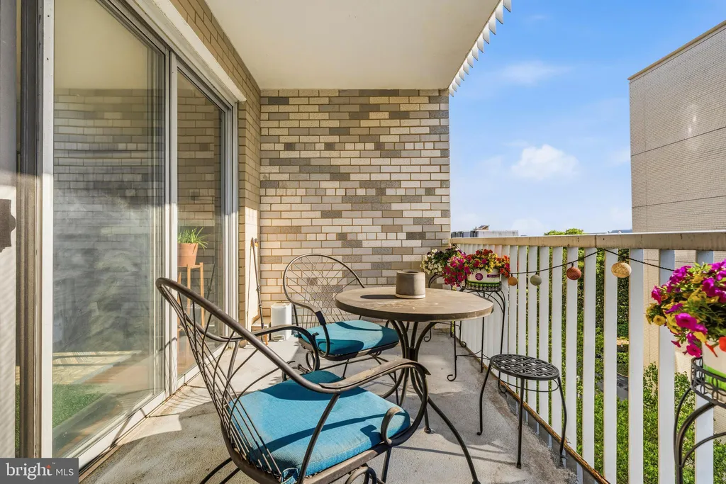 Additional image 23 of 730 24th Street NW Unit 600, Washington, DC 20037