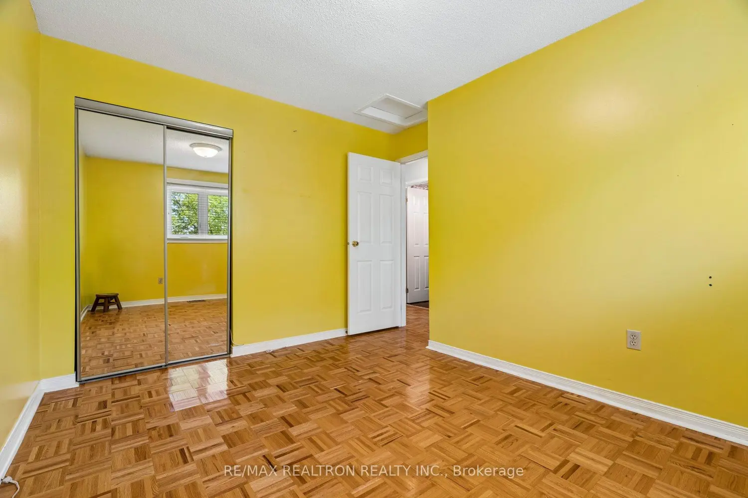 Additional image 11 of 102 Swinton Crescent