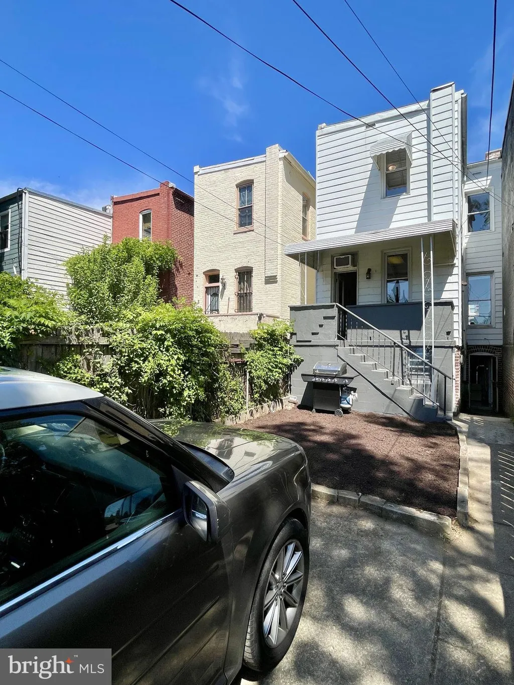 323 13th Street SE, Washington, DC 20003