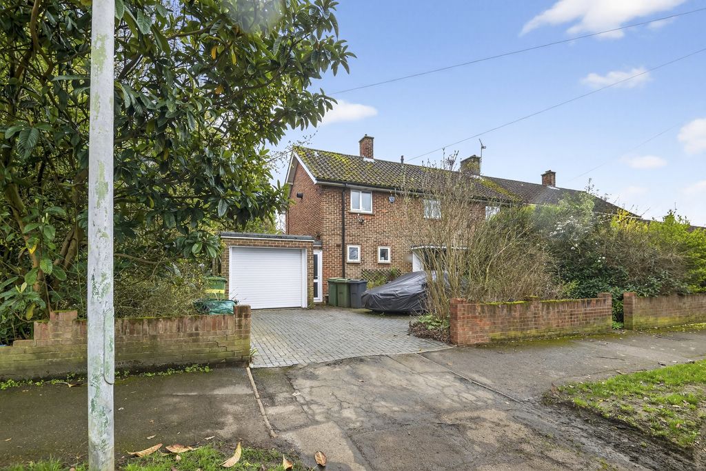 3 bed semi-detached house for saleNorthumberland Road, Maidstone ME15