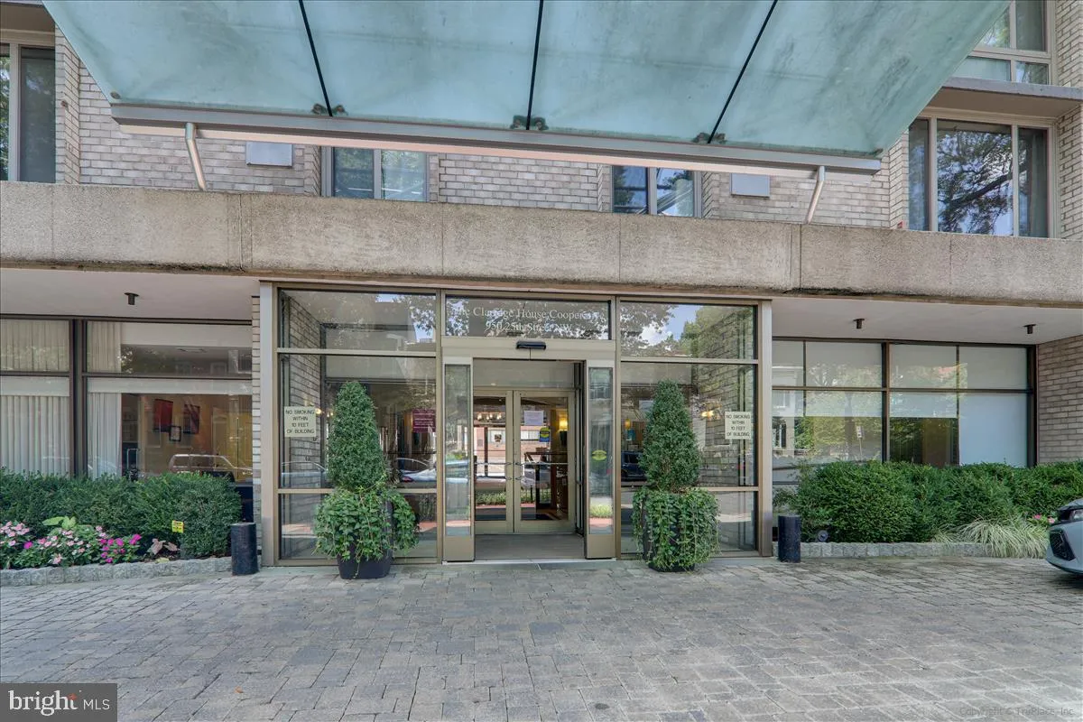 Additional image 81 of 940 25th Street NW Unit 817-S, Washington, DC 20037