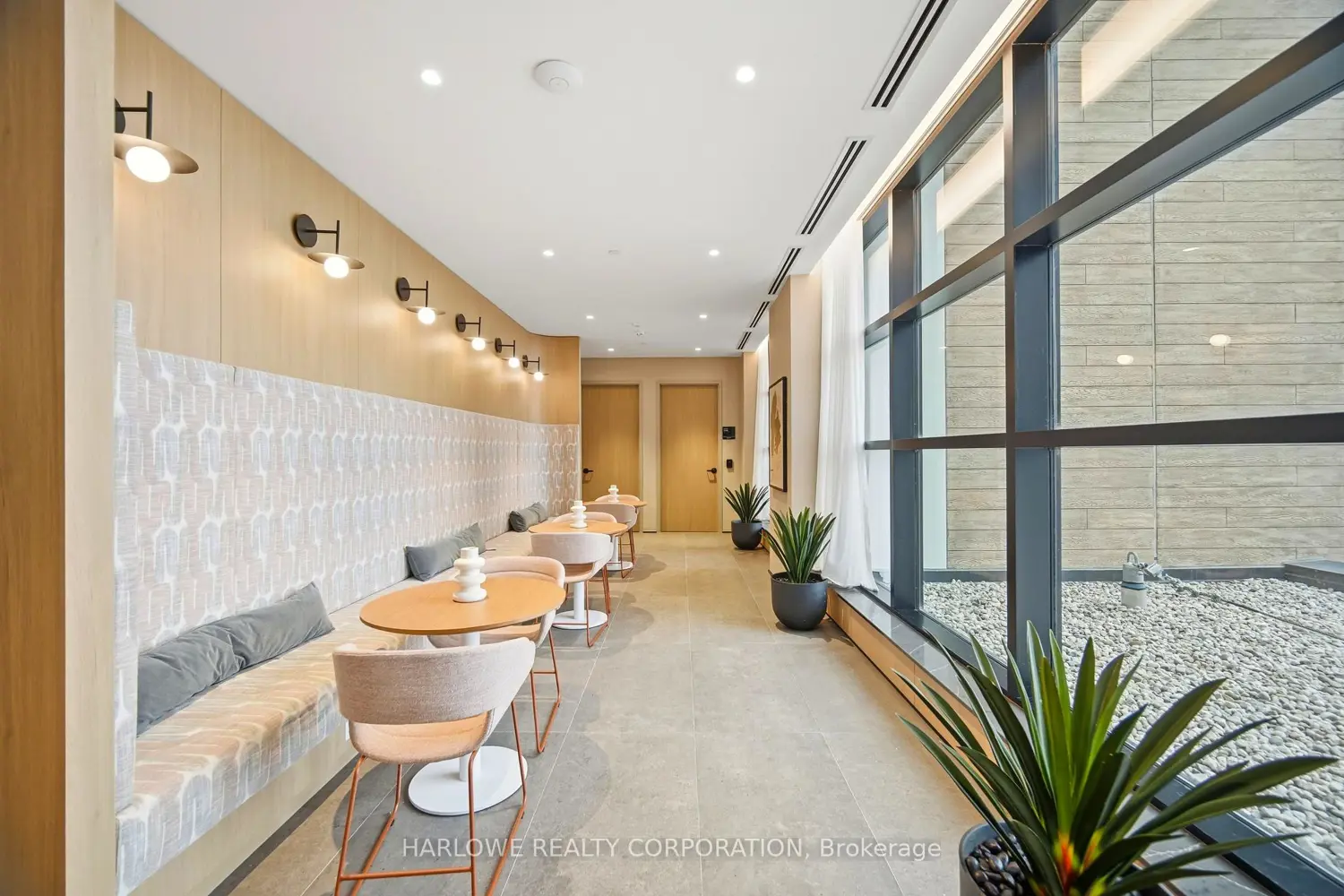 Additional image 9 of 740 Whitlock Avenue 519