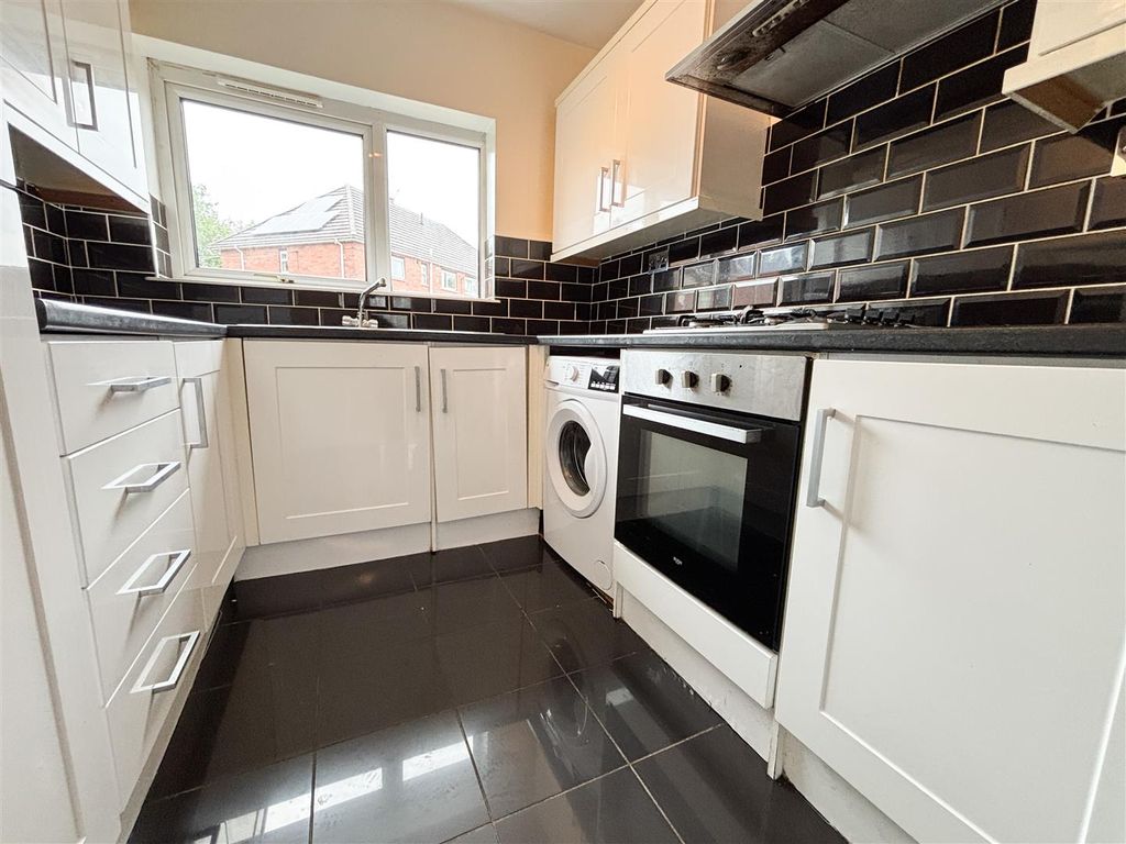 Additional image 11 of 2 bed flat for saleJohnson Place, Stoke-On-Trent ST6