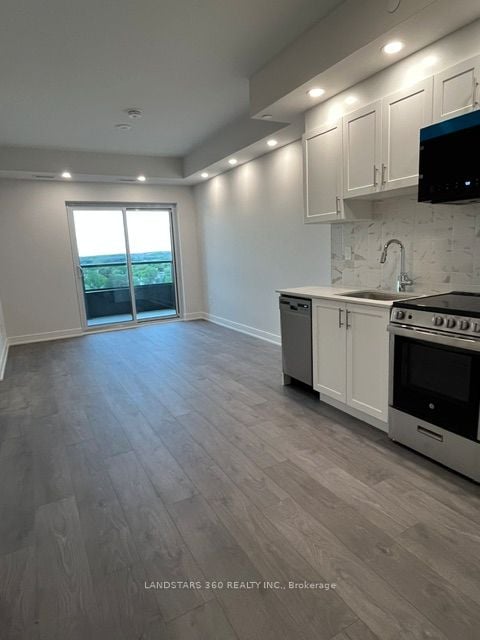 Additional image 6 of B1211-715 Davis Drive, Newmarket, ON, L3Y 0J2