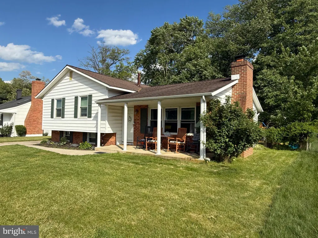 Additional image 3 of 879 Broadfield Drive, Newark, DE 19713