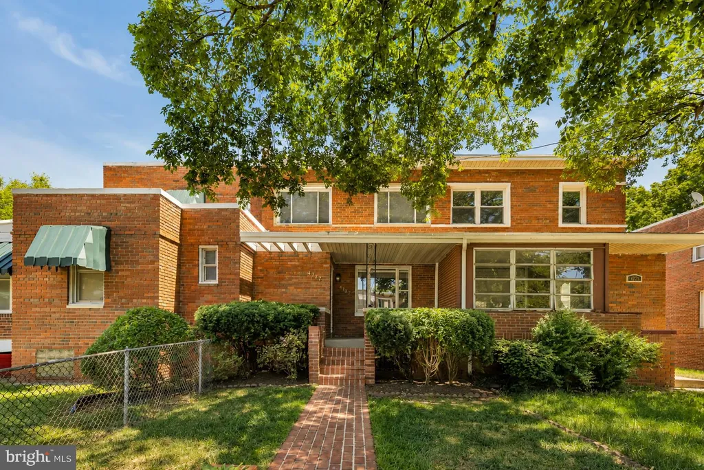 Additional image 3 of 4727 8th Street NE, Washington, DC 20017