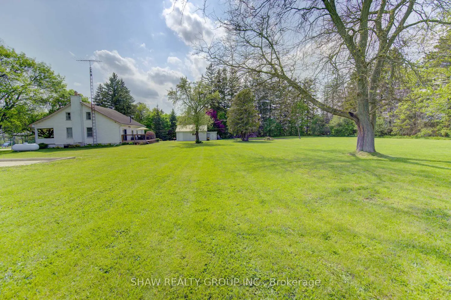 Additional image 18 of 1463 Kossuth Road