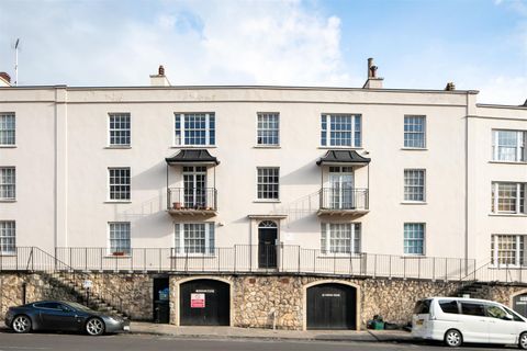 Wellington Terrace, Clifton BS8