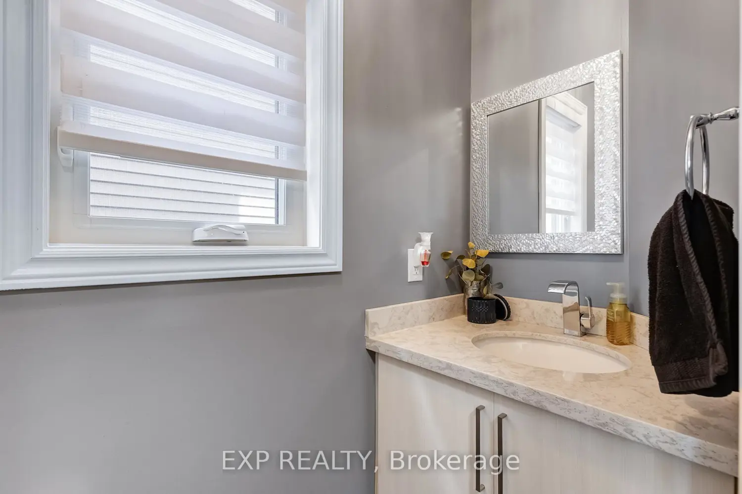 Additional image 10 of 688 Dunn Avenue