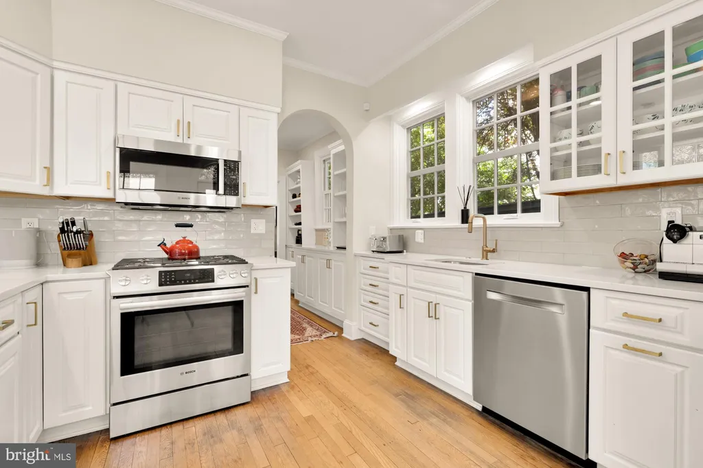 Additional image 14 of 3915 Livingston Street NW, Washington, DC 20015