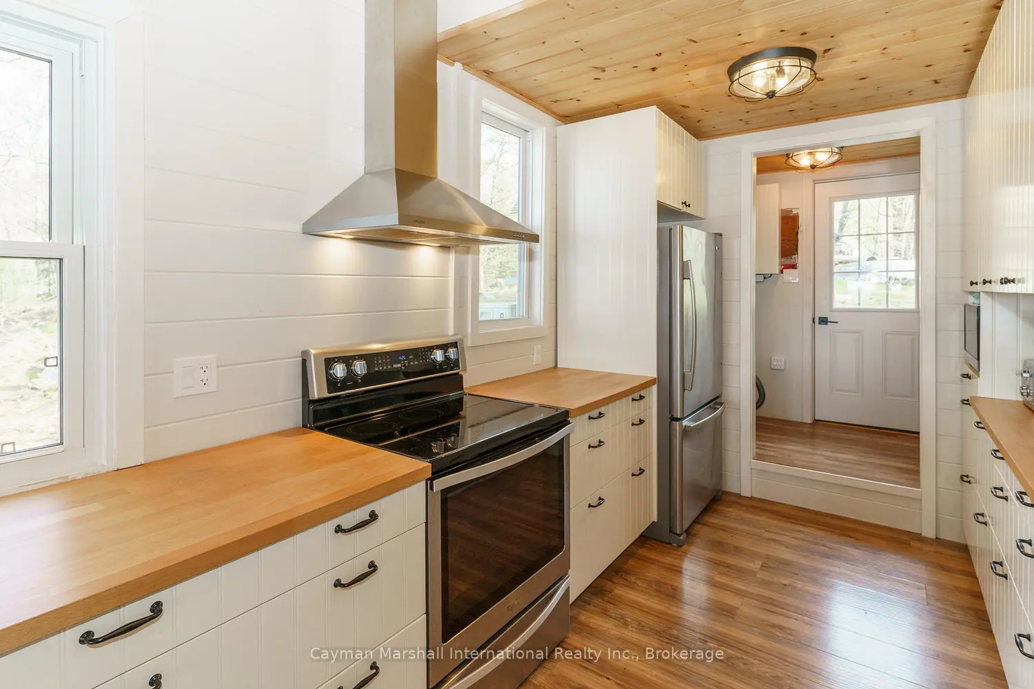 Additional image 6 of 99 Bala Park Island