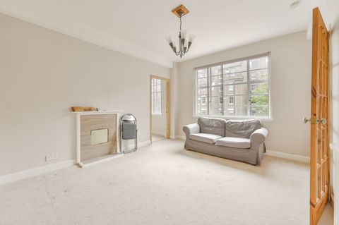 Kings Court, Hamlet Gardens, Ravenscourt Park, London W6
