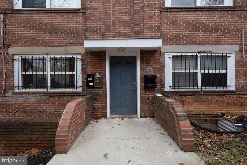 61 Forrester Street SW Unit 104, Washington, DC 20032