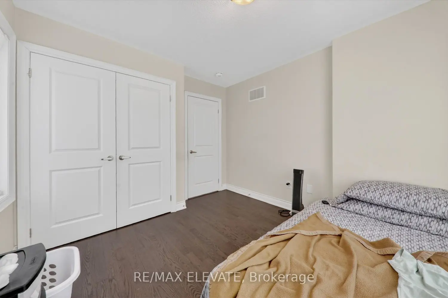 Additional image 13 of 23 Reign Lane