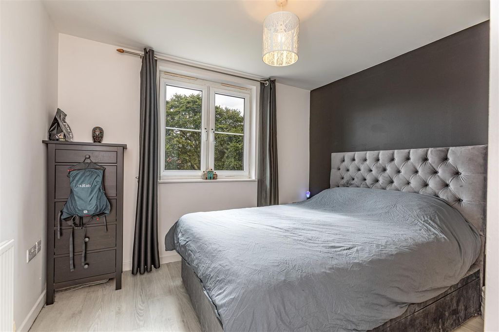 Additional image 13 of 2 bed flat for sale6/8 Weavers Linn, Tweedbank, Galashiels TD1