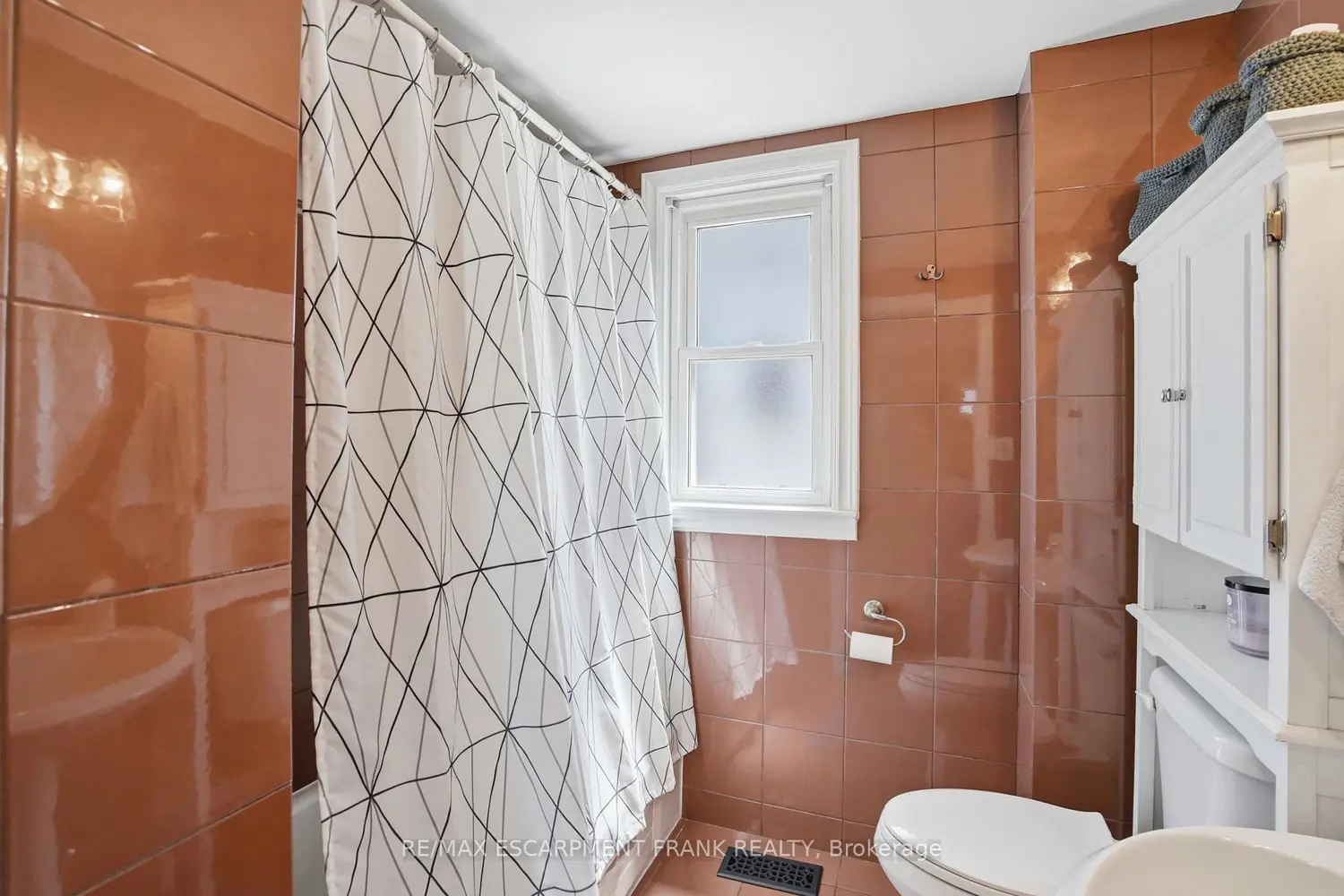 Additional image 7 of 215 Wexford Avenue