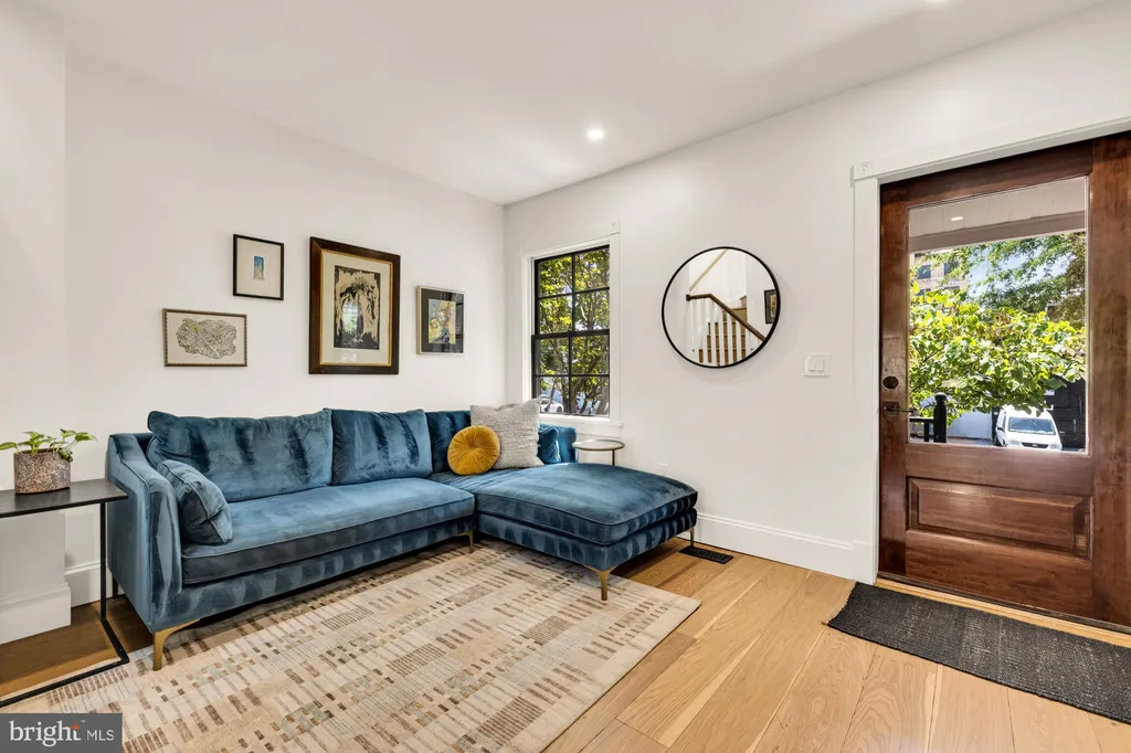 Additional image 6 of 908 Girard Street NE, Washington, DC 20017